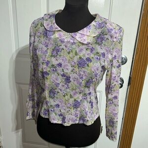 Key Wear Purple Floral Long Sleeve Button in the back Petter Pan Collar Size M?